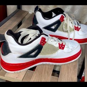 Air Jordan 4 Fire Red